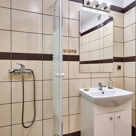 By The River Apartman *