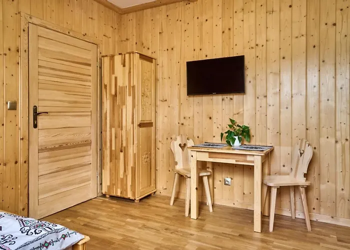 Apartment By The River *