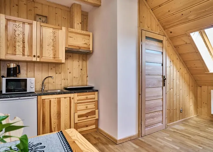 By The River Chocholow