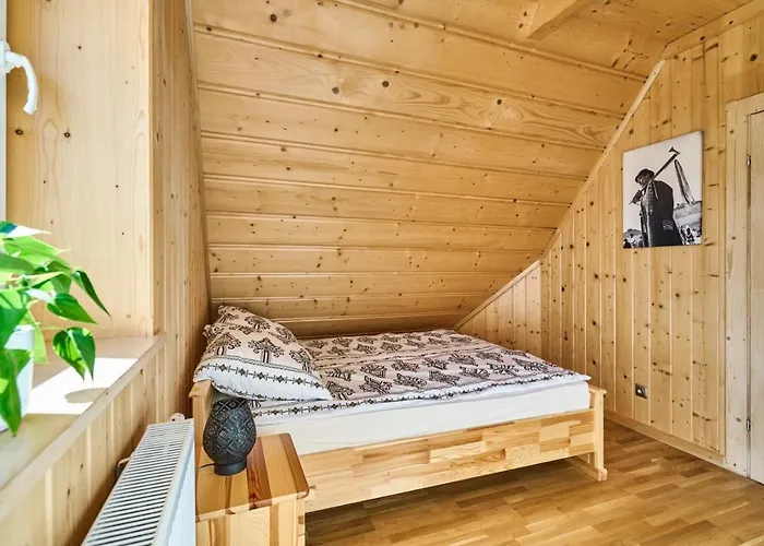 Lägenhet By The River Chocholow